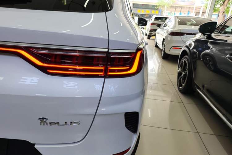 Used BYD Song PLUS New Energy 2021 EV Flagship Model Right Rear Taillight