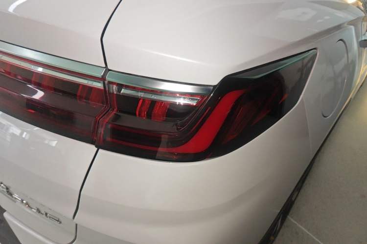 Used BYD Song PLUS New Energy 2021 DM-i 51KM Prestige Model Right Rear Taillight