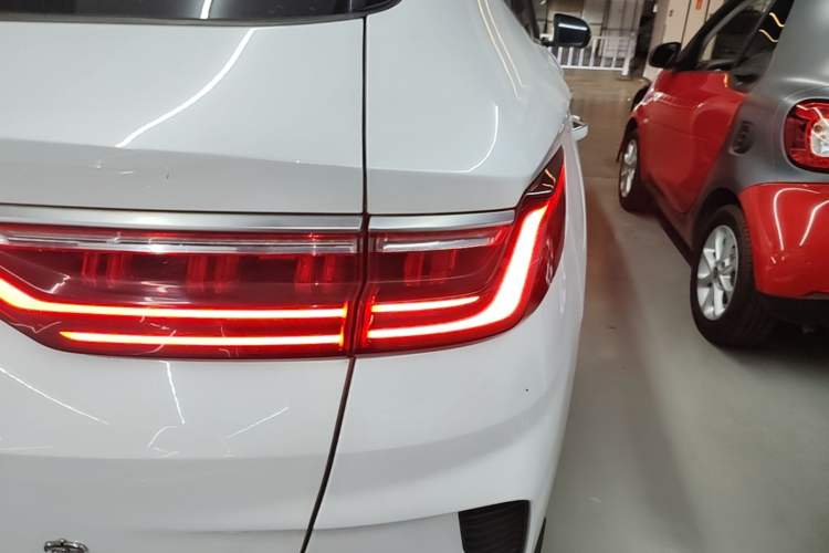 Used BYD Song PLUS New Energy 2021 EV Flagship Model Right Rear Taillight