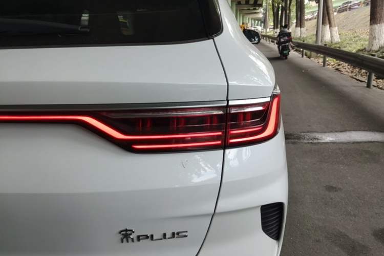 Used BYD Song PLUS New Energy 2021 EV Deluxe Model Right Rear Taillight