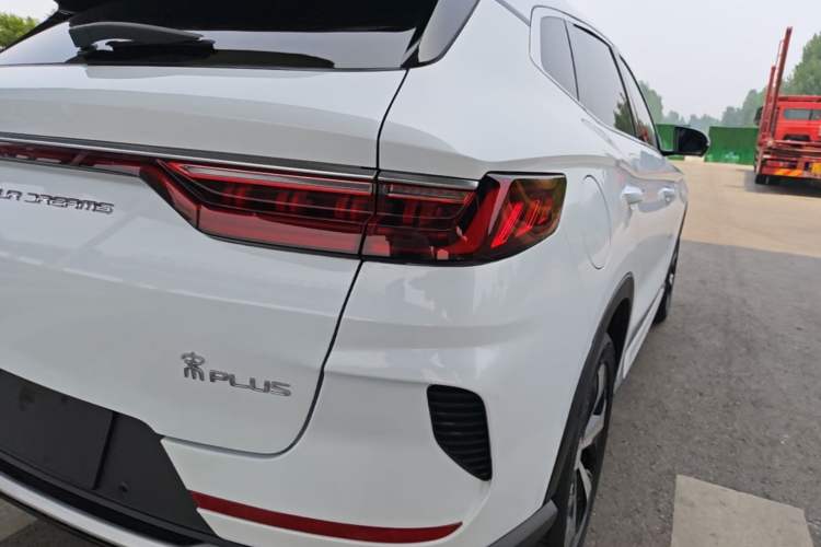 Used BYD Song PLUS New Energy 2021 DM-i 110KM Flagship Model Right Rear Taillight