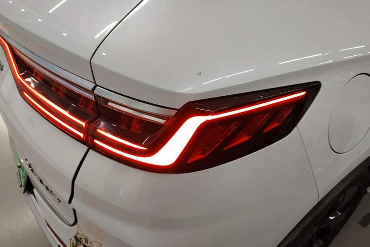 Used BYD Song PLUS New Energy 2021 EV Flagship Model Right Rear Taillight