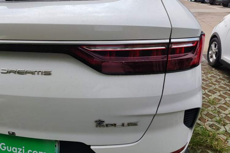 Used BYD Song PLUS New Energy 2021 EV Flagship Model Right Rear Taillight