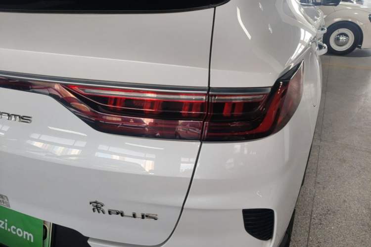 Used BYD Song PLUS New Energy 2021 DM-i 110KM Flagship Model Right Rear Taillight