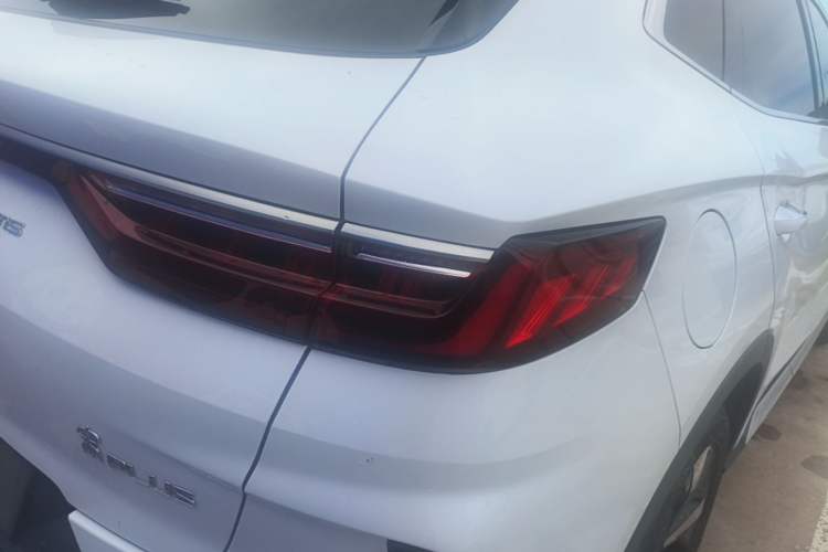 Used BYD Song PLUS New Energy 2021 DM-i 110KM Flagship PLUS Right Rear Taillight