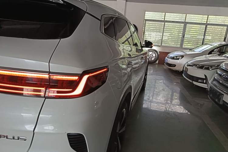 Used BYD Song PLUS New Energy 2021 DM-i 110KM Flagship PLUS Right Rear Taillight