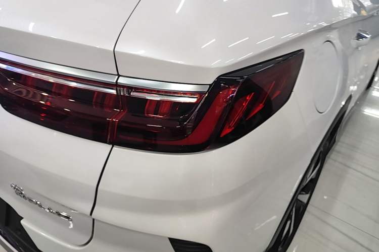 Used BYD Song PLUS New Energy 2021 DM-i 51KM Prestige Model Right Rear Taillight
