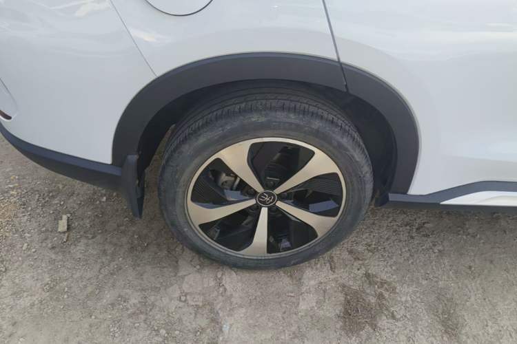 Used BYD Song PLUS New Energy 2021 DM-i 51KM Prestige Model Right Rear Wheel Hub