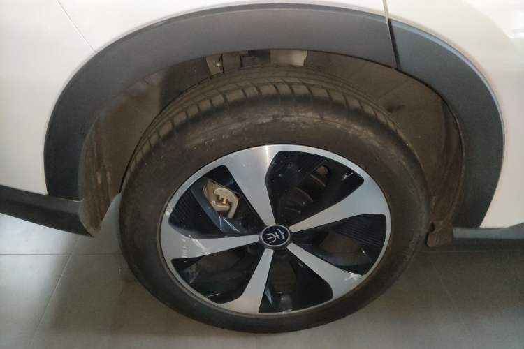 Used BYD Song PLUS New Energy 2021 DM-i 100KM Four-Wheel Drive Flagship PLUS Right Rear Wheel Hub