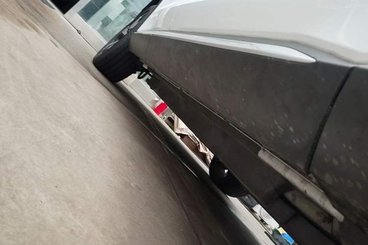 Used BYD Song PLUS New Energy 2021 EV Flagship Model Right Side Sill