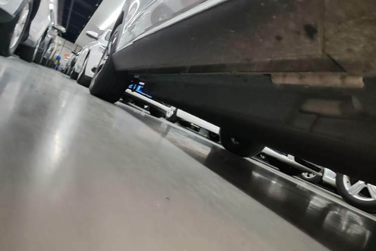 Used BYD Song PLUS New Energy 2021 EV Flagship Model Right Side Sill