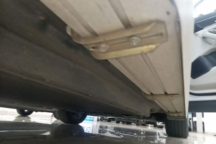 Used BYD Song PLUS New Energy 2021 EV Flagship Model Right Side Sill