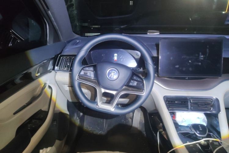 Used BYD Song PLUS New Energy 2021 EV Flagship Model Steering Wheel