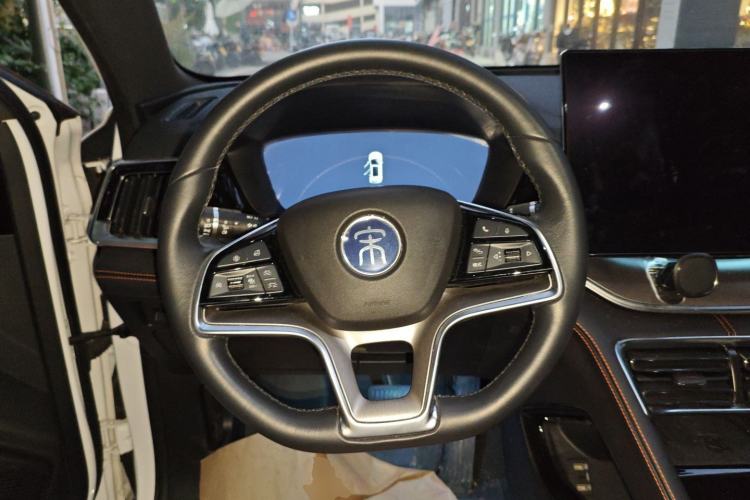 Used BYD Song PLUS New Energy 2021 DM-i 100KM Four-Wheel Drive Flagship PLUS Steering Wheel