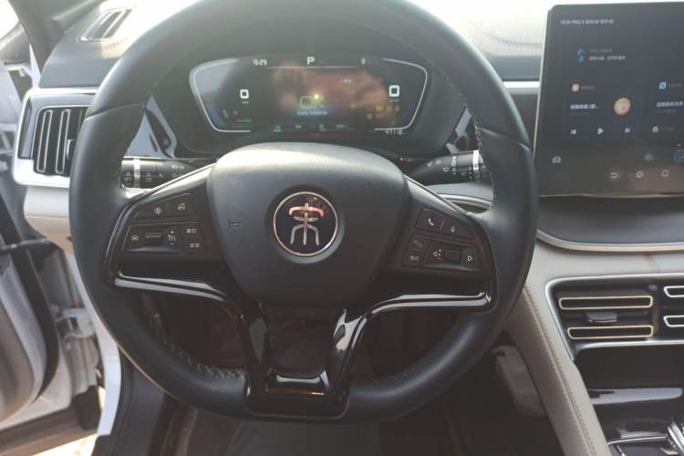 Used BYD Song PLUS New Energy 2021 DM-i 110KM Flagship Model Steering Wheel