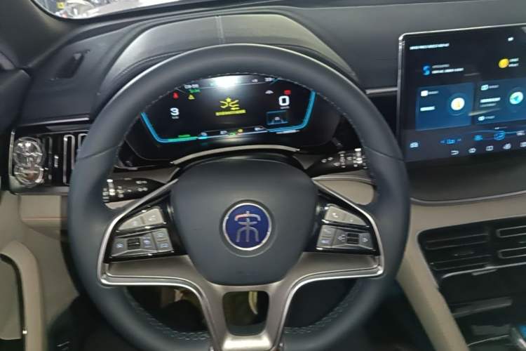 Used BYD Song PLUS New Energy 2021 DM-i 110KM Flagship PLUS Steering Wheel