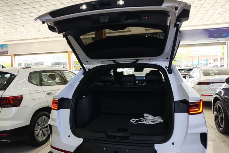 Used BYD Song PLUS New Energy 2021 EV Flagship Model Trunk
