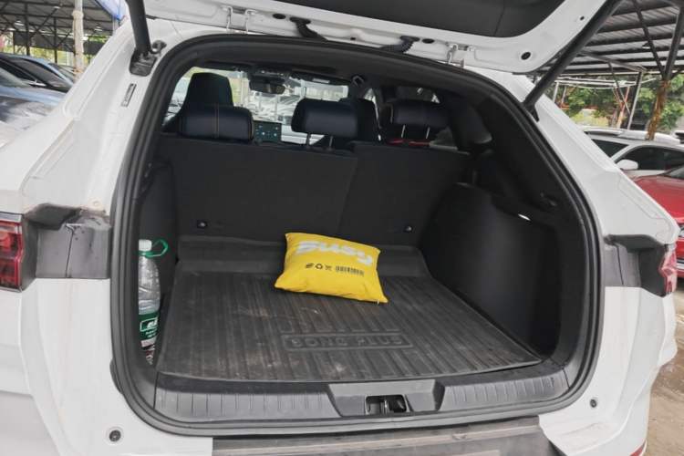 Used BYD Song PLUS New Energy 2021 DM-i 51KM Prestige Model Trunk