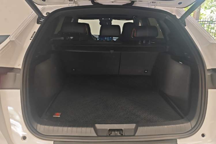 Used BYD Song PLUS New Energy 2021 DM-i 110KM Flagship PLUS Trunk