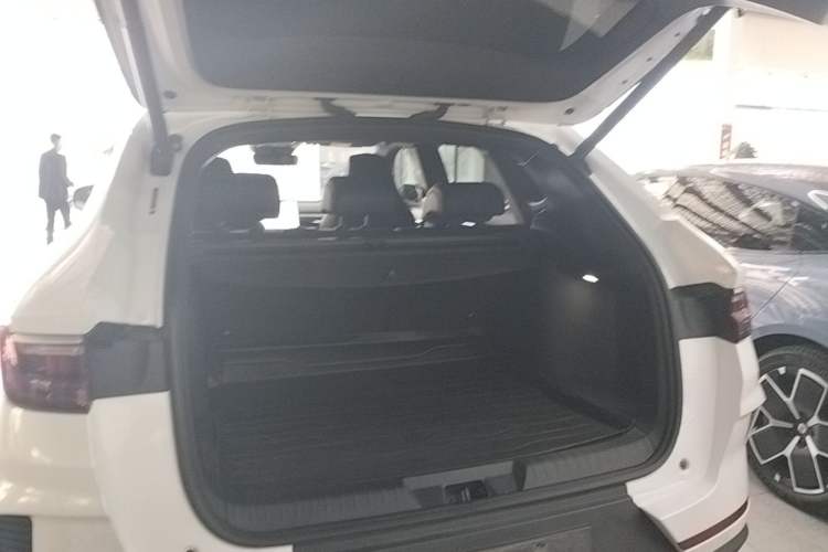 Used BYD Song PLUS New Energy 2021 DM-i 110KM Flagship PLUS Trunk