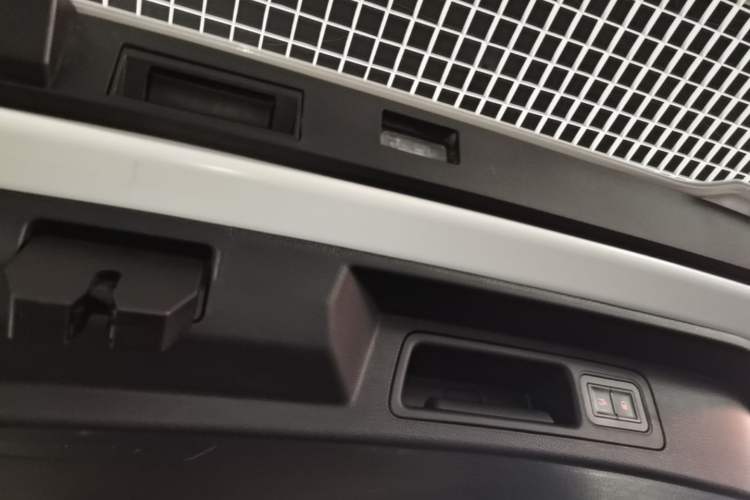 Used BYD Song PLUS New Energy 2021 DM-i 110KM Flagship PLUS 5G Edition Trunk