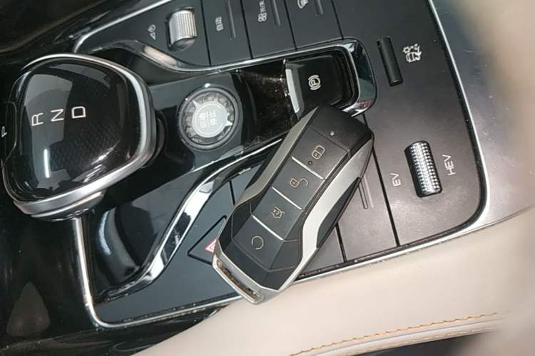 Used BYD Song PLUS New Energy 2021 DM-i 110KM Flagship PLUS Vehicle Key