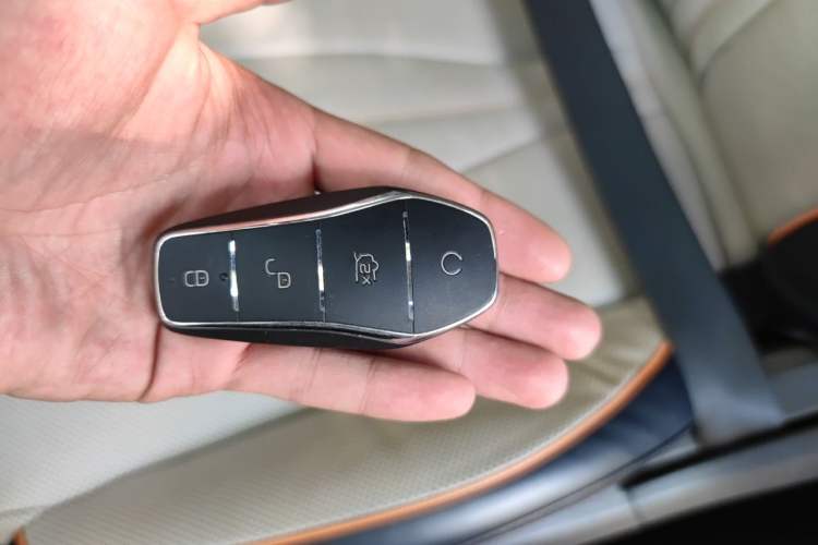 Used BYD Song PLUS New Energy 2021 DM-i 110KM Flagship PLUS Vehicle Key