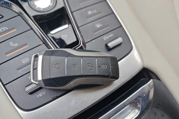 Used BYD Song PLUS New Energy 2021 DM-i 110KM Flagship Model Vehicle Key