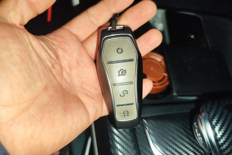Used BYD Song PLUS New Energy 2021 DM-i 110KM Flagship PLUS Vehicle Key