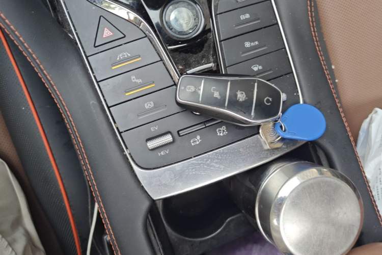 Used BYD Song PLUS New Energy 2021 DM-i 100KM Four-Wheel Drive Flagship PLUS Vehicle Key