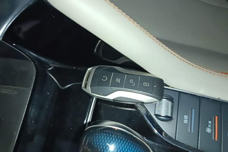 Used BYD Song PLUS New Energy 2021 DM-i 110KM Flagship PLUS Vehicle Key