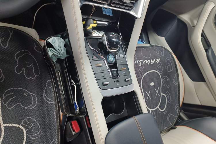 Used BYD Song PLUS New Energy 2021 DM-i 110KM Flagship Model Gear Lever