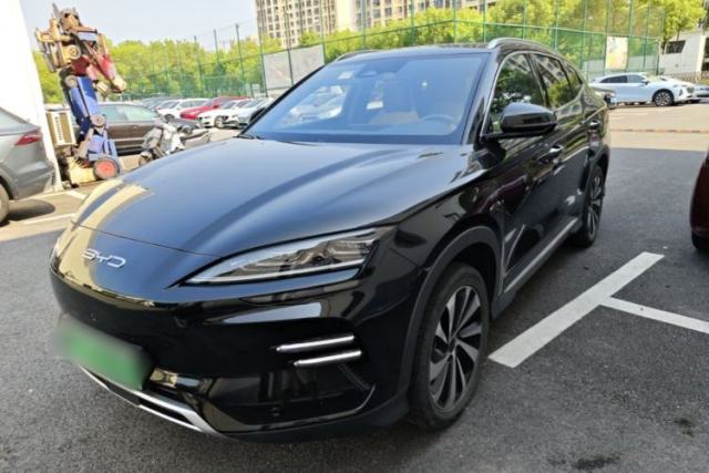 Used BYD Song PLUS New Energy 2023 Champion Edition EV 520KM Flagship Model