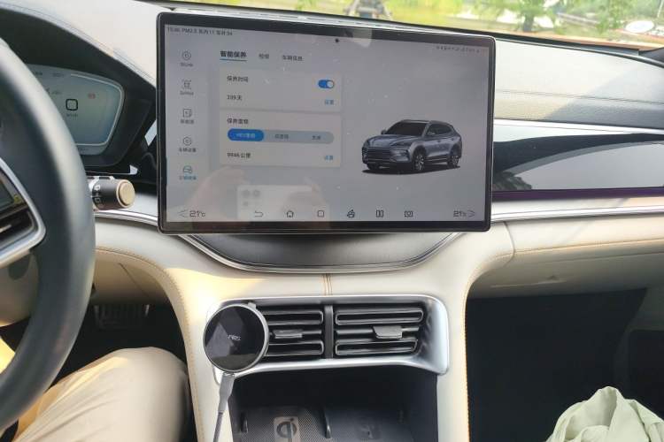 Used BYD Song PLUS New Energy 2023 Champion Edition DM-i 150KM Flagship PLUS 5G Audio And AC Panel
