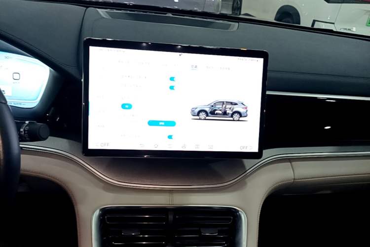 Used BYD Song PLUS New Energy 2023 Champion Edition DM-i 110KM Flagship PLUS Audio And AC Panel