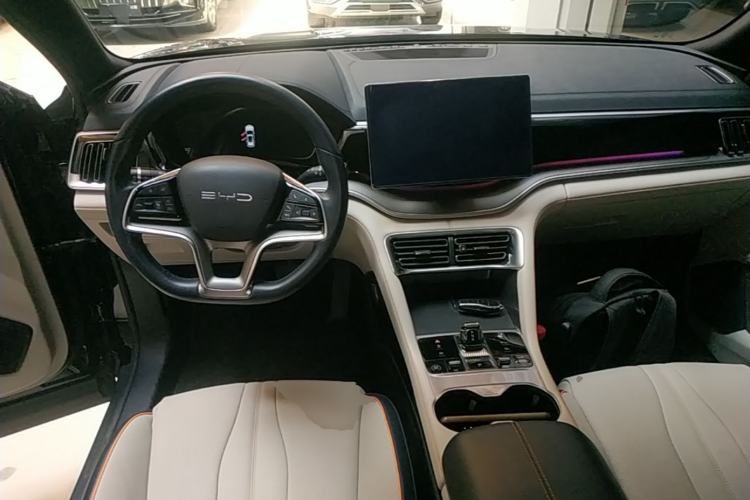 Used BYD Song PLUS New Energy 2023 Champion Edition DM-i 110KM Flagship PLUS Center Console