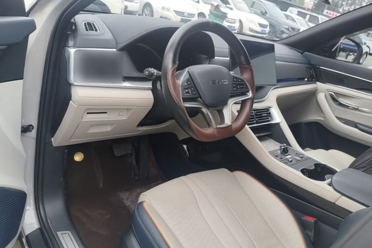 Used BYD Song PLUS New Energy 2023 Champion Edition DM-i 150KM Flagship PLUS Center Console