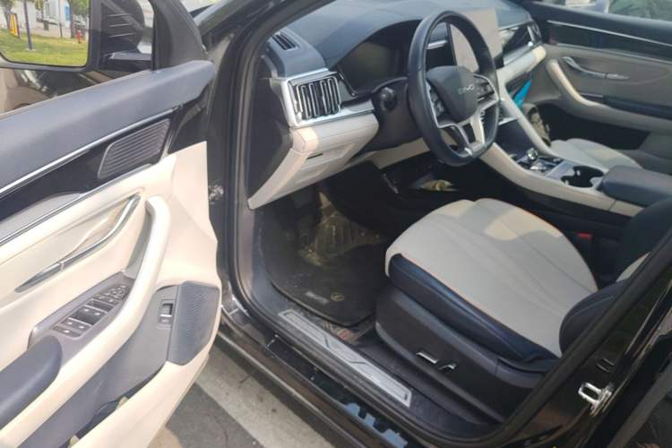 Used BYD Song PLUS New Energy 2023 Champion Edition EV 520KM Flagship Model Driver Seat