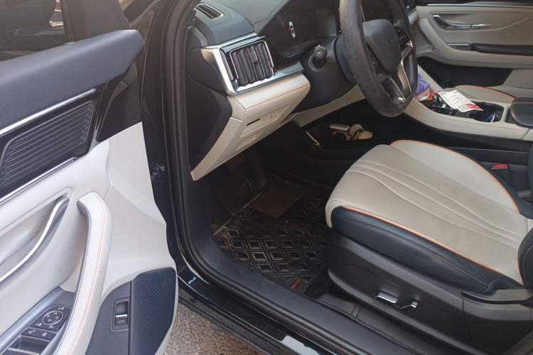 Used BYD Song PLUS New Energy 2023 Champion Edition DM-i 110KM Flagship PLUS Driver Seat