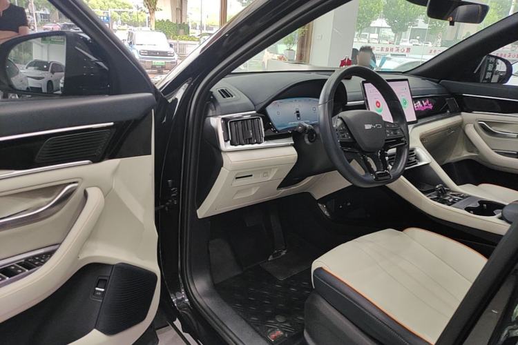 Used BYD Song PLUS New Energy 2023 Champion Edition EV 520KM Prestige Model Driver Seat