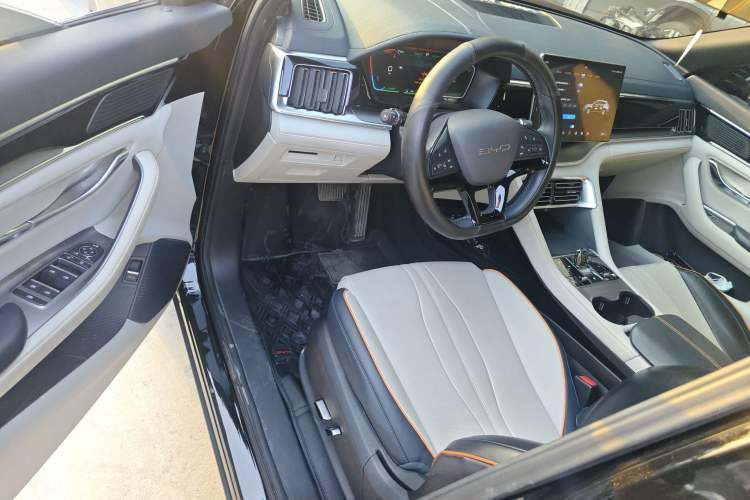 Used BYD Song PLUS New Energy 2023 Champion Edition EV 520KM Prestige Model Driver Seat