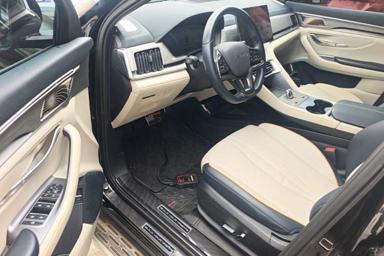 Used BYD Song PLUS New Energy 2023 Champion Edition DM-i 150KM Flagship PLUS Driver Seat