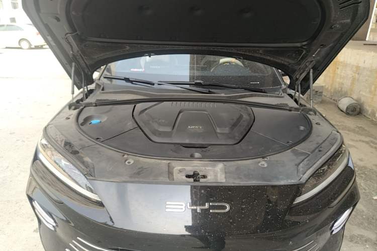 Used BYD Song PLUS New Energy 2023 Champion Edition DM-i 110KM Flagship Model Engine Bay