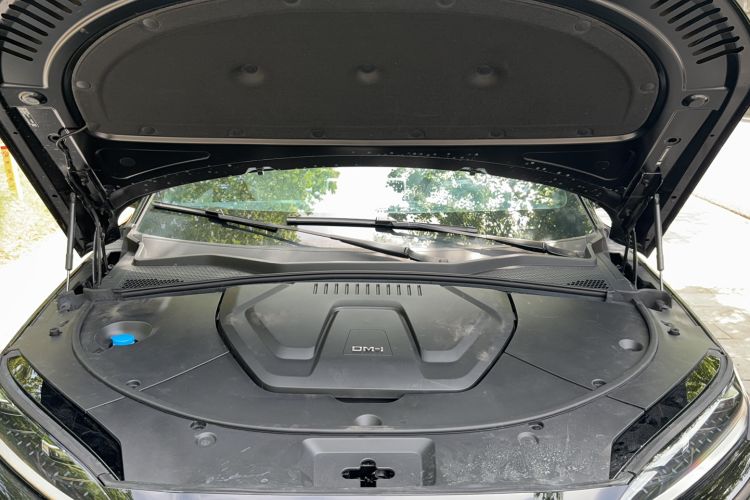 Used BYD Song PLUS New Energy 2023 Champion Edition DM-i 110KM Flagship PLUS Engine Bay