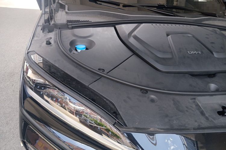 Used BYD Song PLUS New Energy 2023 Champion Edition DM-i 110KM Flagship Model Engine Bay Right