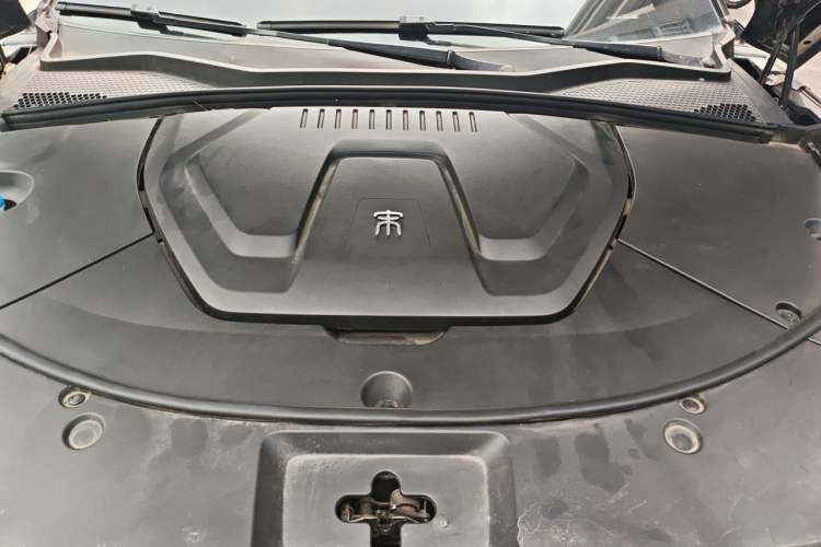 Used BYD Song PLUS New Energy 2023 Champion Edition EV 520KM Flagship Model Engine Bay