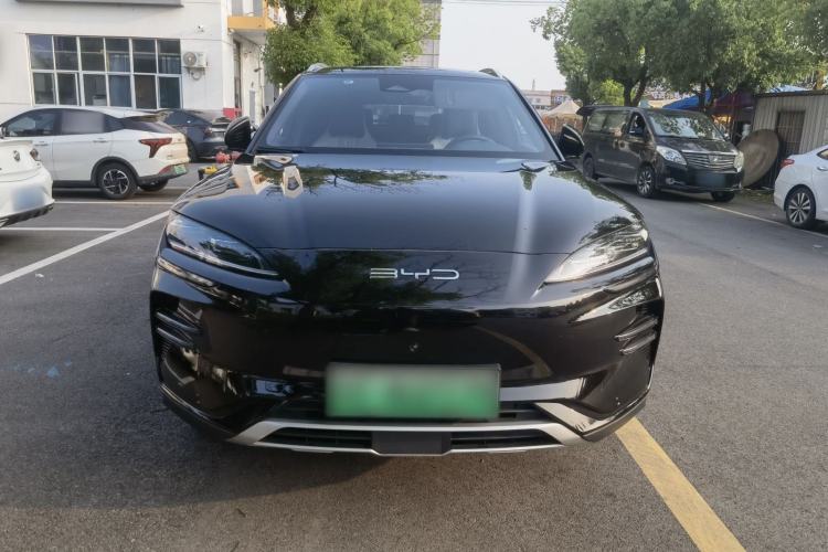 Used BYD Song PLUS New Energy 2023 Champion Edition EV 520KM Flagship Model Exterior 1