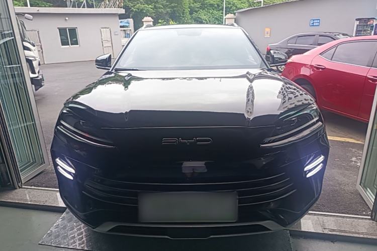 Used BYD Song PLUS New Energy 2023 Champion Edition DM-i 110KM Flagship Model Front