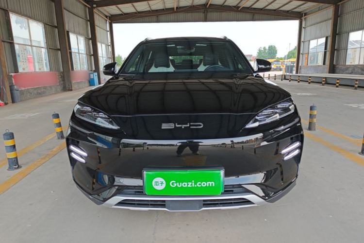 Used BYD Song PLUS New Energy 2023 Champion Edition EV 520KM Luxury Model Front