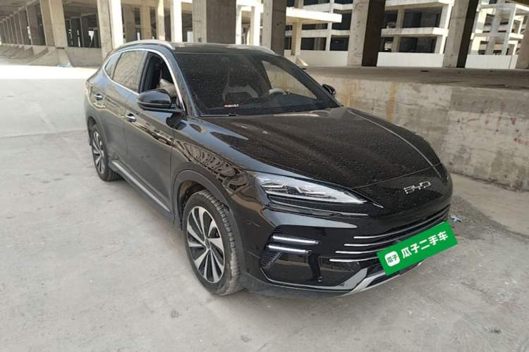 Used BYD Song PLUS New Energy 2023 Champion Edition DM-i 110KM Flagship Model Front Right 45 Deg
